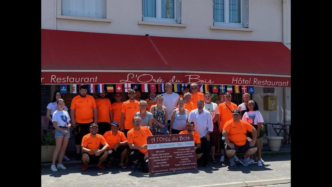 A L'Orée du Bois Bellerive-sur-Allier Exterior foto